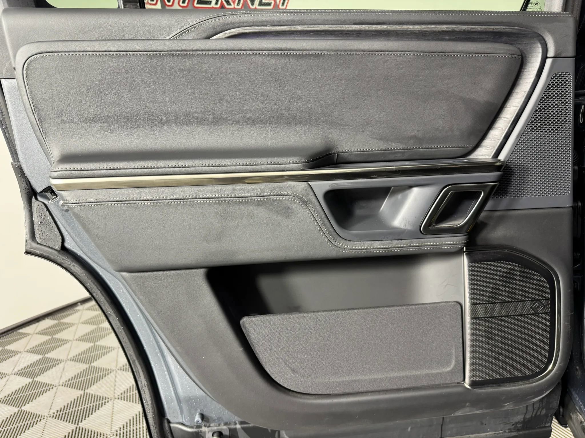 Used 2023 Rivian R1S Adventure image 45