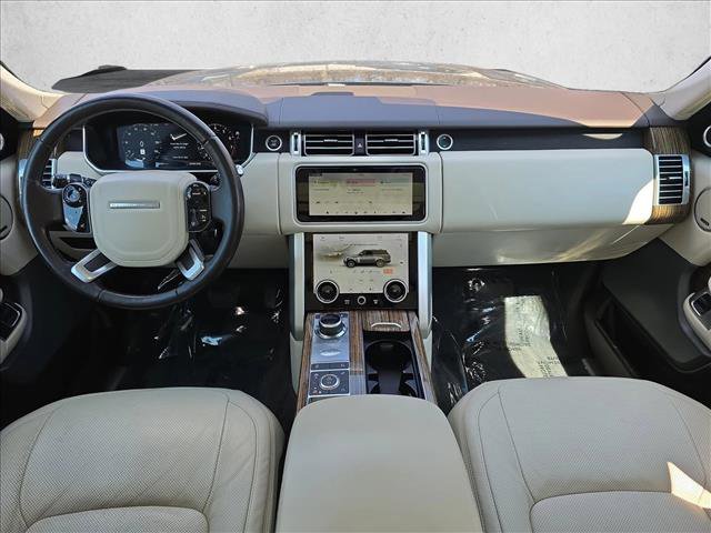 Used 2018 Land Rover Range Rover HSE image 9