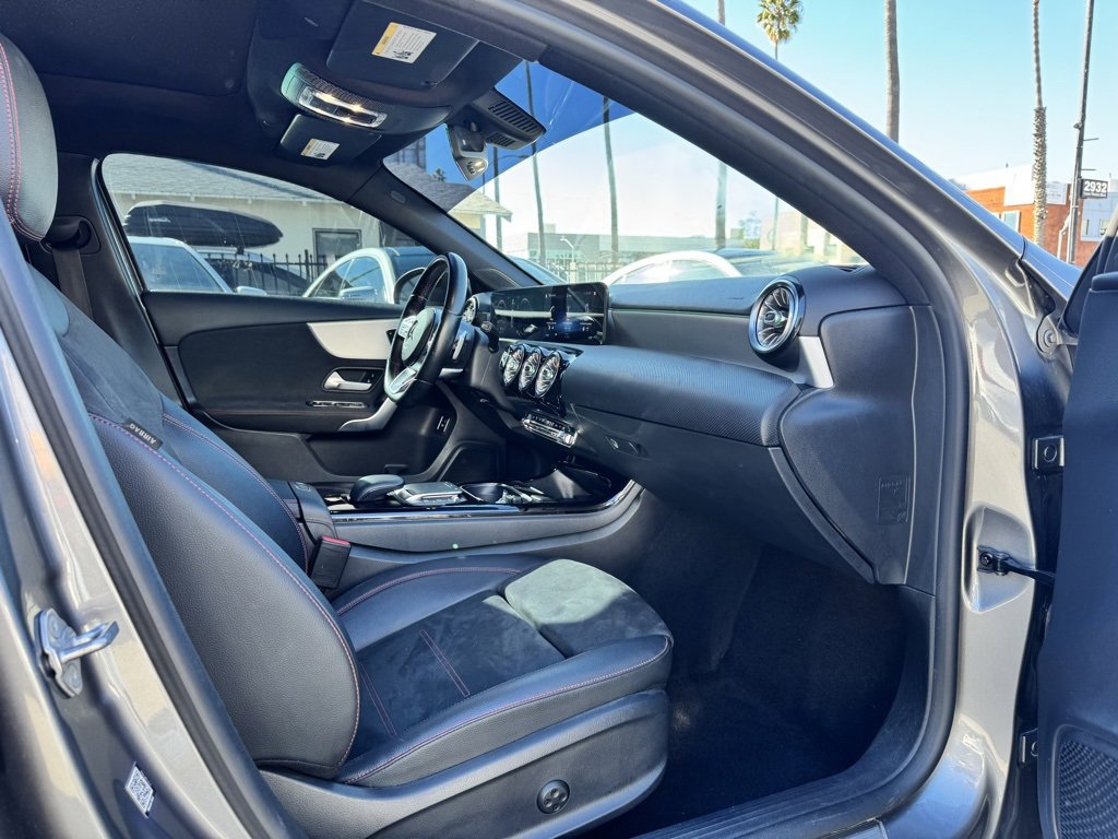 Used 2021 Mercedes-Benz A 220 image 24