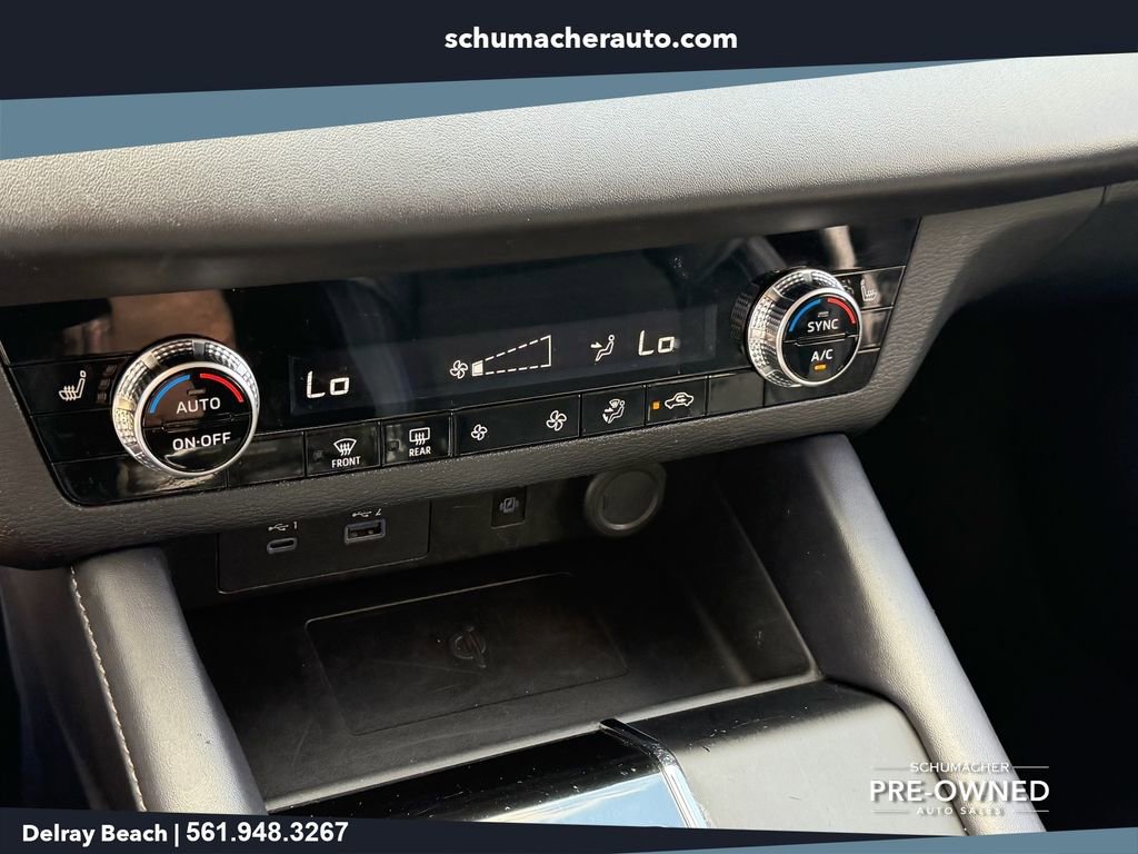 Used 2024 Mitsubishi Outlander FWD image 24