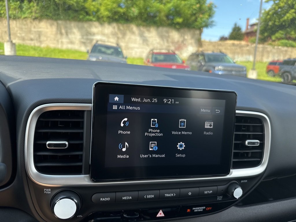 New 2025 Hyundai Venue SEL image 22