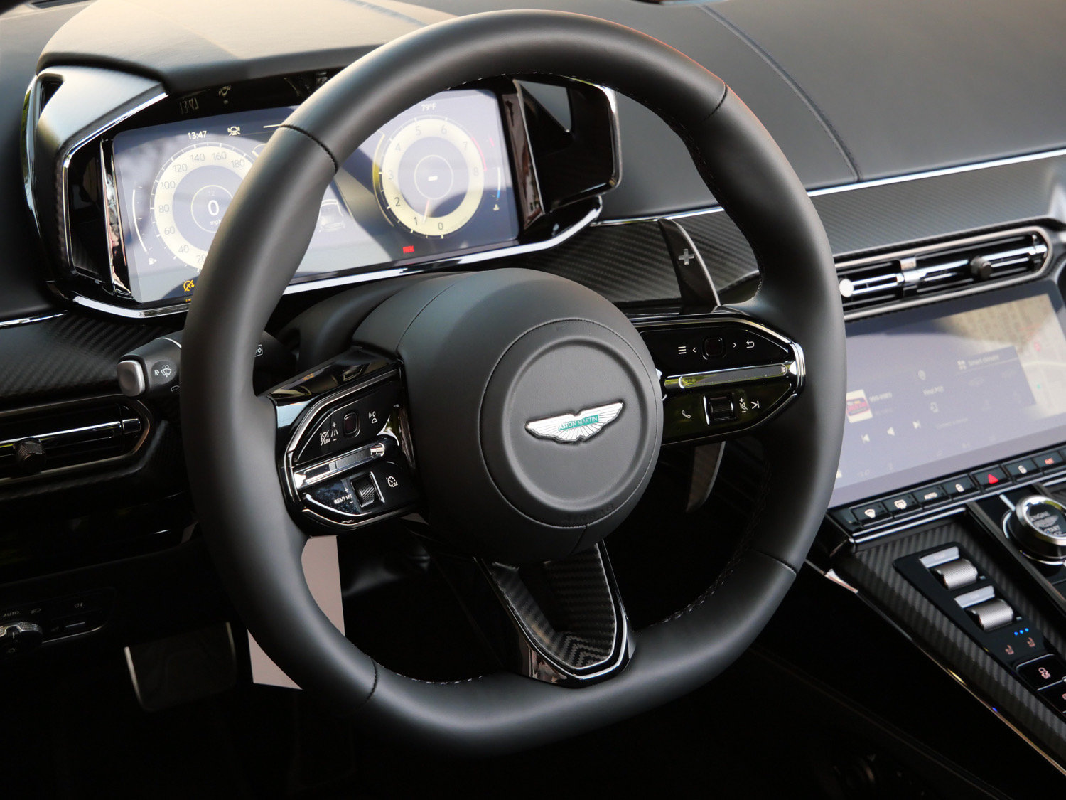 New 2026 Aston Martin V8 Vantage S RWD image 11