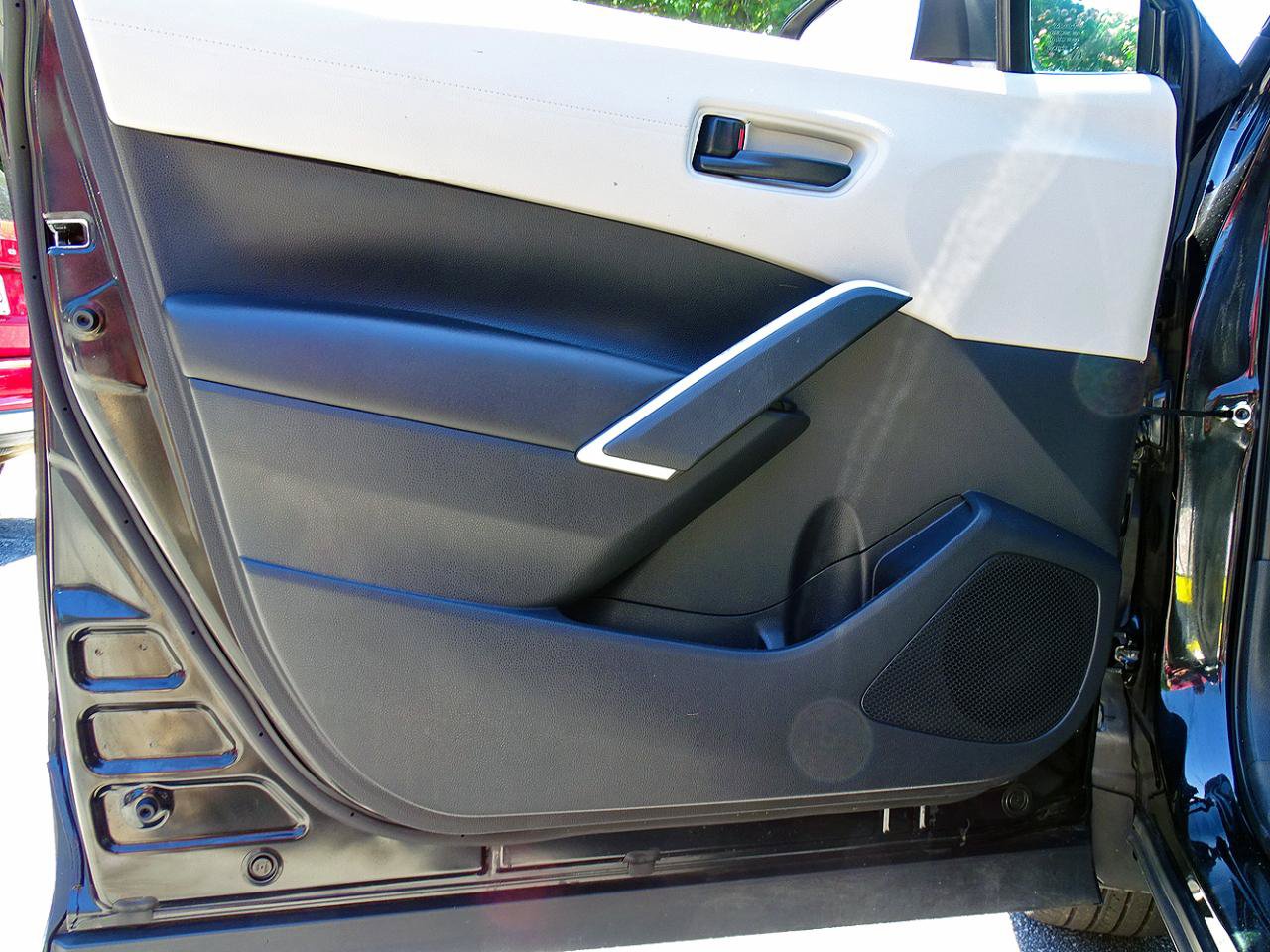 Used 2024 Toyota Corolla Cross L FWD image 26