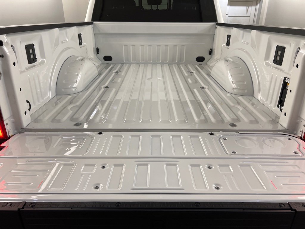 New 2025 Ford F250 Platinum image 39