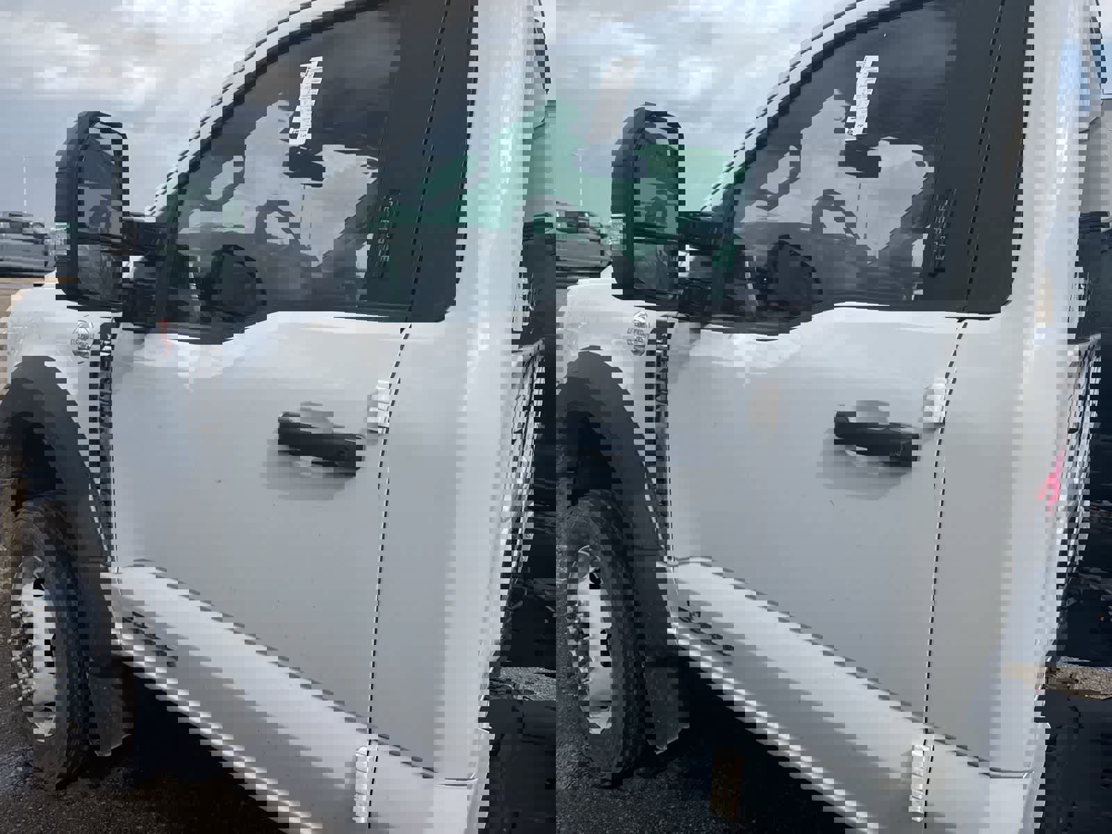 Used 2023 Ford F450 XLT w/ XLT Value Package image 24