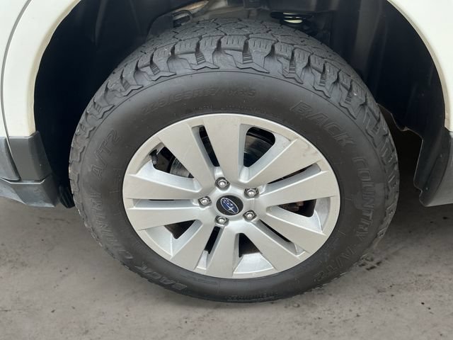 Used 2019 Subaru Outback 2.5i Premium AWD/4WD image 14