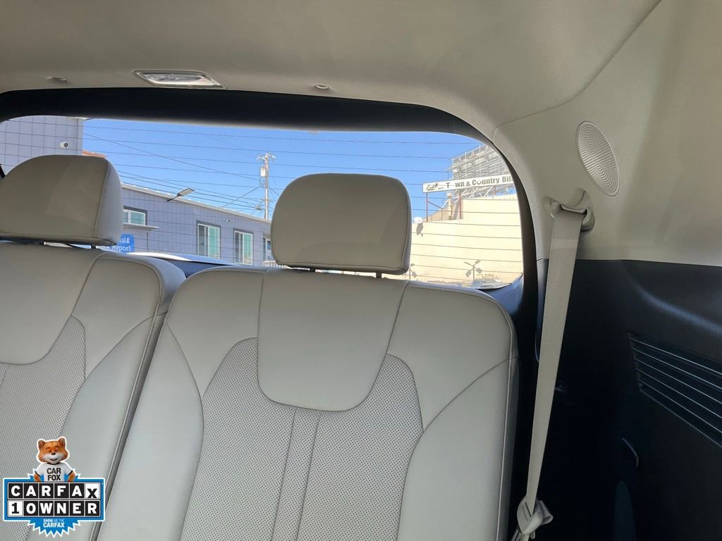 Used 2023 Kia Sorento SX Prestige image 36