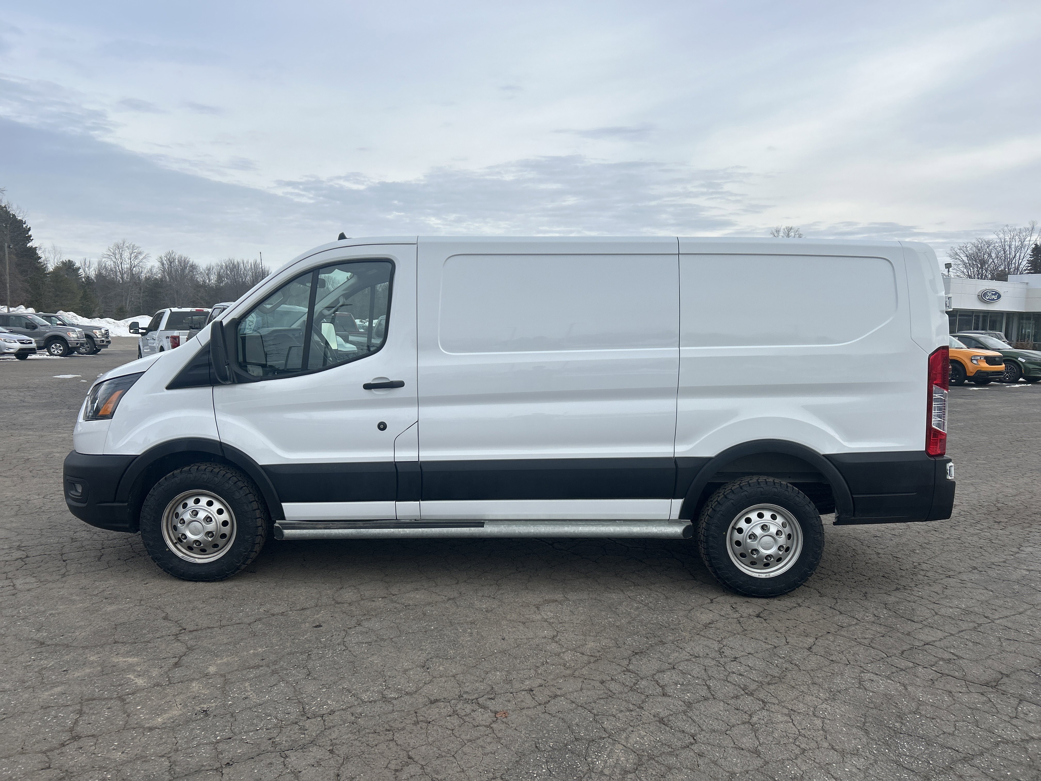 Certified 2024 Ford Transit 250 Low Roof AWD w/ Exterior Upgrade Package image 7