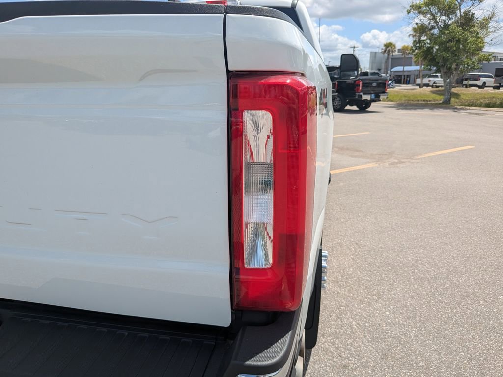 Certified 2025 Ford F350 XL w/ XL Chrome Package AWD/4WD image 13