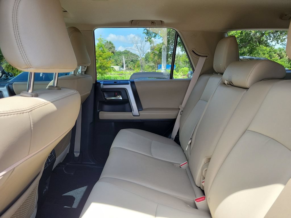 Used 2024 Toyota 4Runner SR5 Premium w/ Moonroof Package AWD/4WD image 25