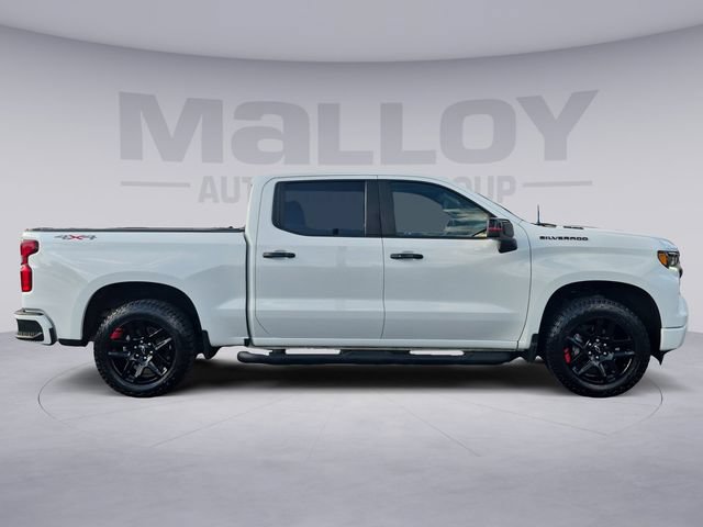 Certified 2022 Chevrolet Silverado 1500 RST w/ Redline Edition AWD/4WD image 6