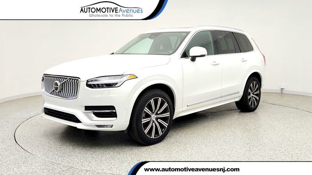Used 2023 Volvo XC90 B6 Plus w/ Protection Package Premier AWD/4WD image 1