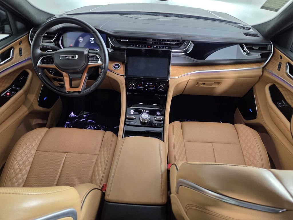 Certified 2025 Jeep Grand Cherokee L Summit AWD/4WD image 31