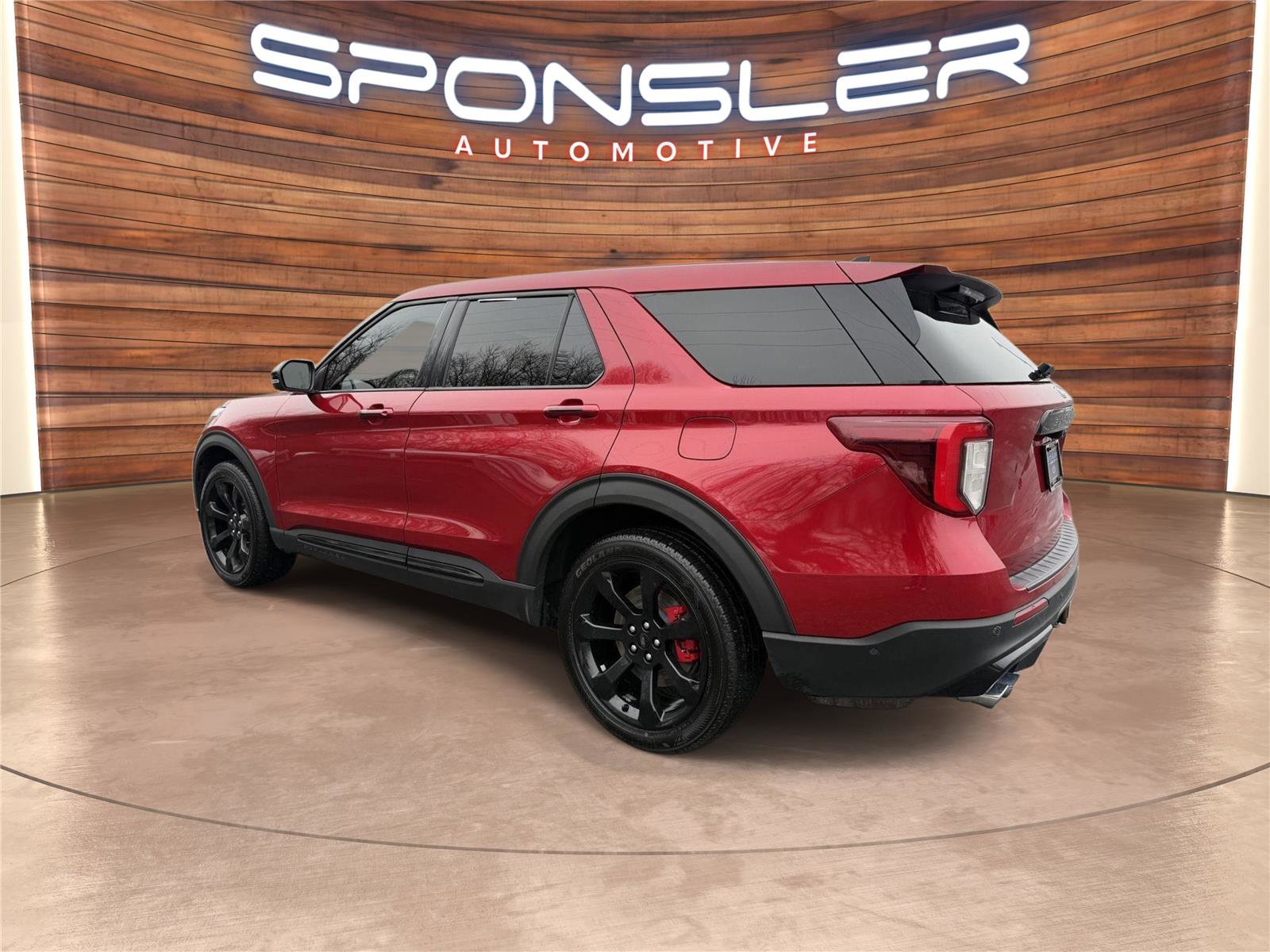 Used 2021 Ford Explorer ST w/ Equipment Group 401A AWD/4WD image 3