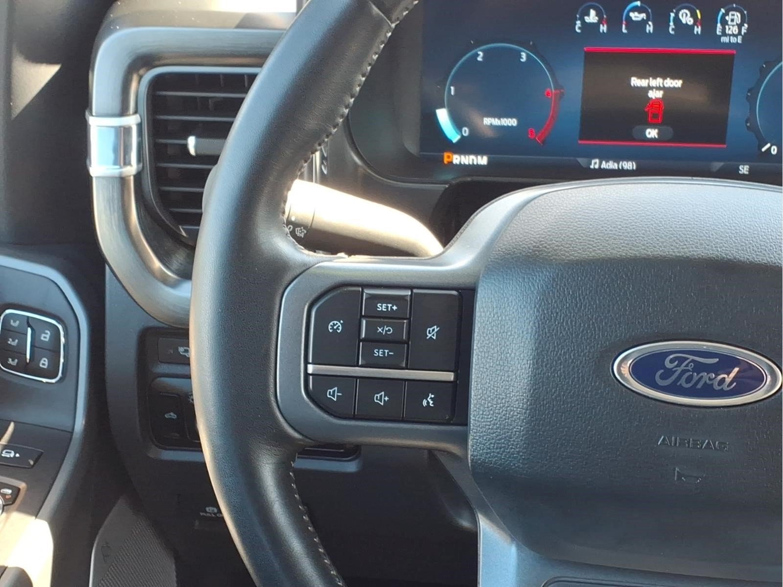 Certified 2024 Ford F250 Lariat w/ Chrome Package AWD/4WD image 16