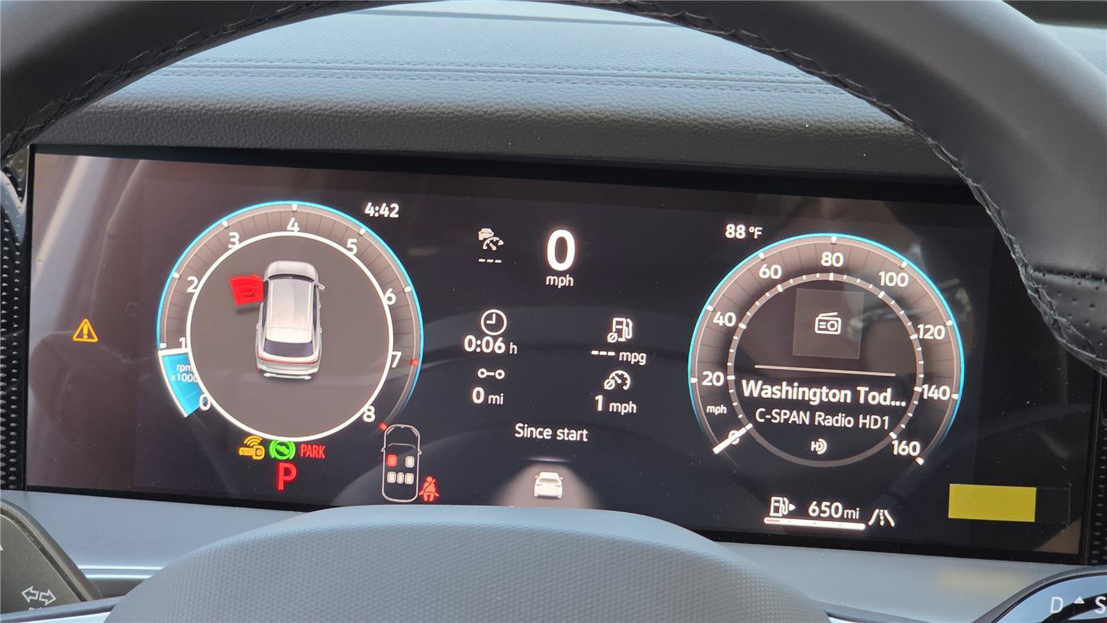 New 2026 Volkswagen Tiguan SE R-Line AWD/4WD image 19