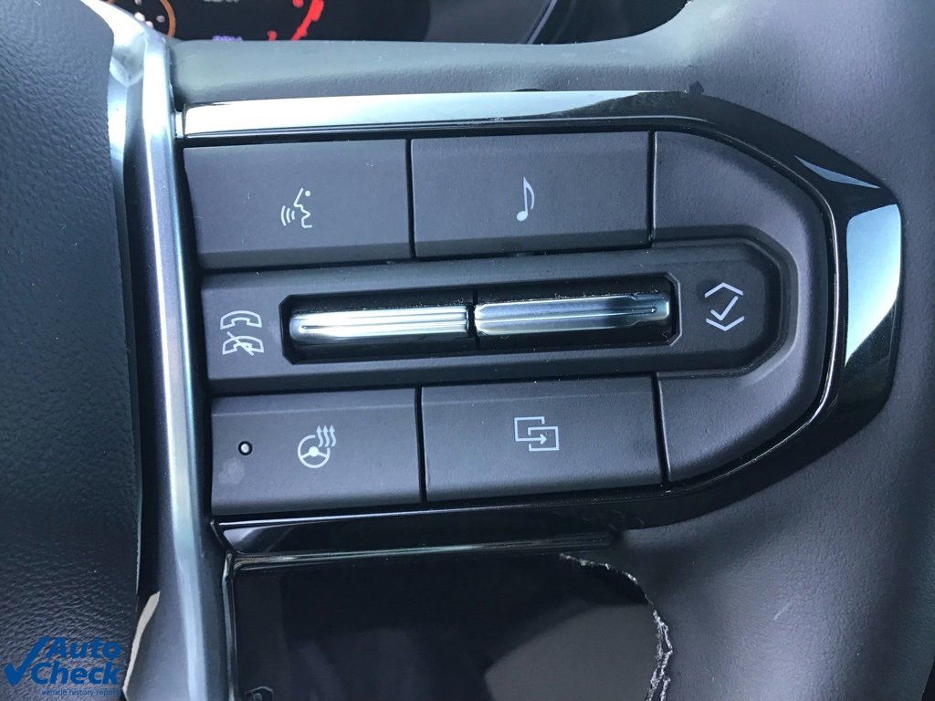 Used 2025 Chevrolet Colorado ZR2 w/ Technology Package image 36