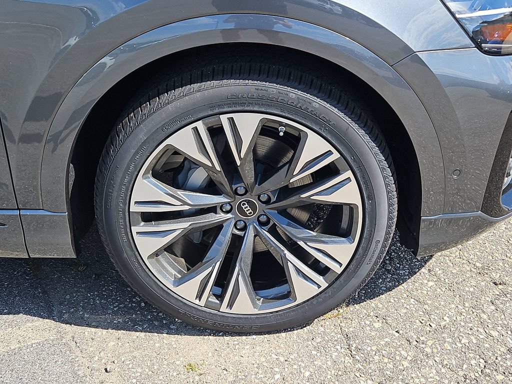 New 2026 Audi Q8 Premium Plus AWD/4WD image 4