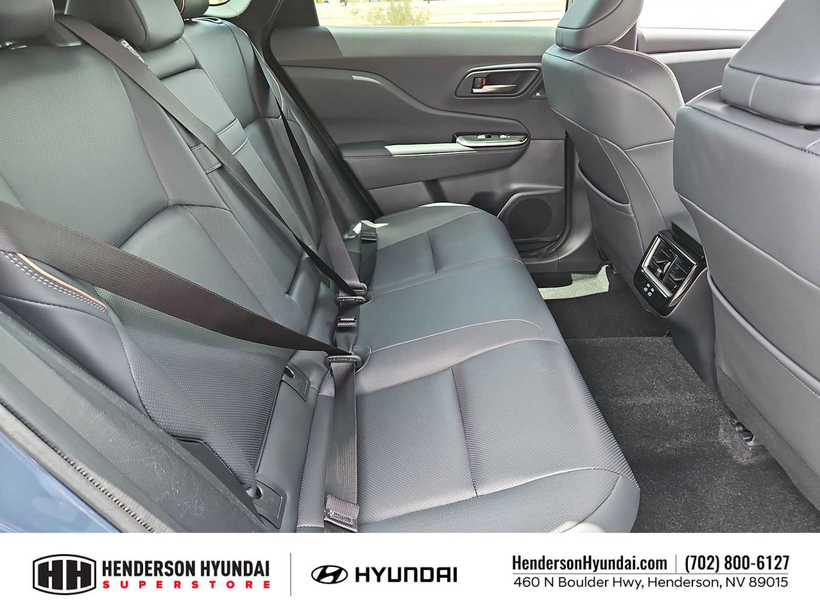 Used 2025 Toyota Crown Signia AWD/4WD image 20