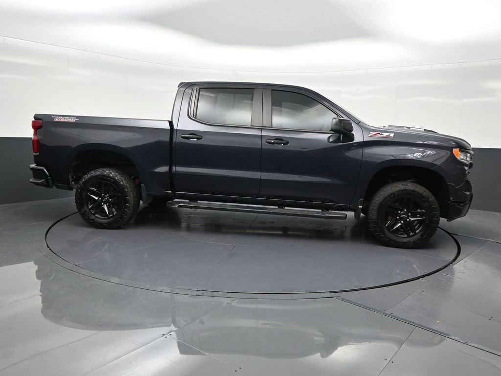 Used 2024 Chevrolet Silverado 1500 LT Trail Boss AWD/4WD image 7