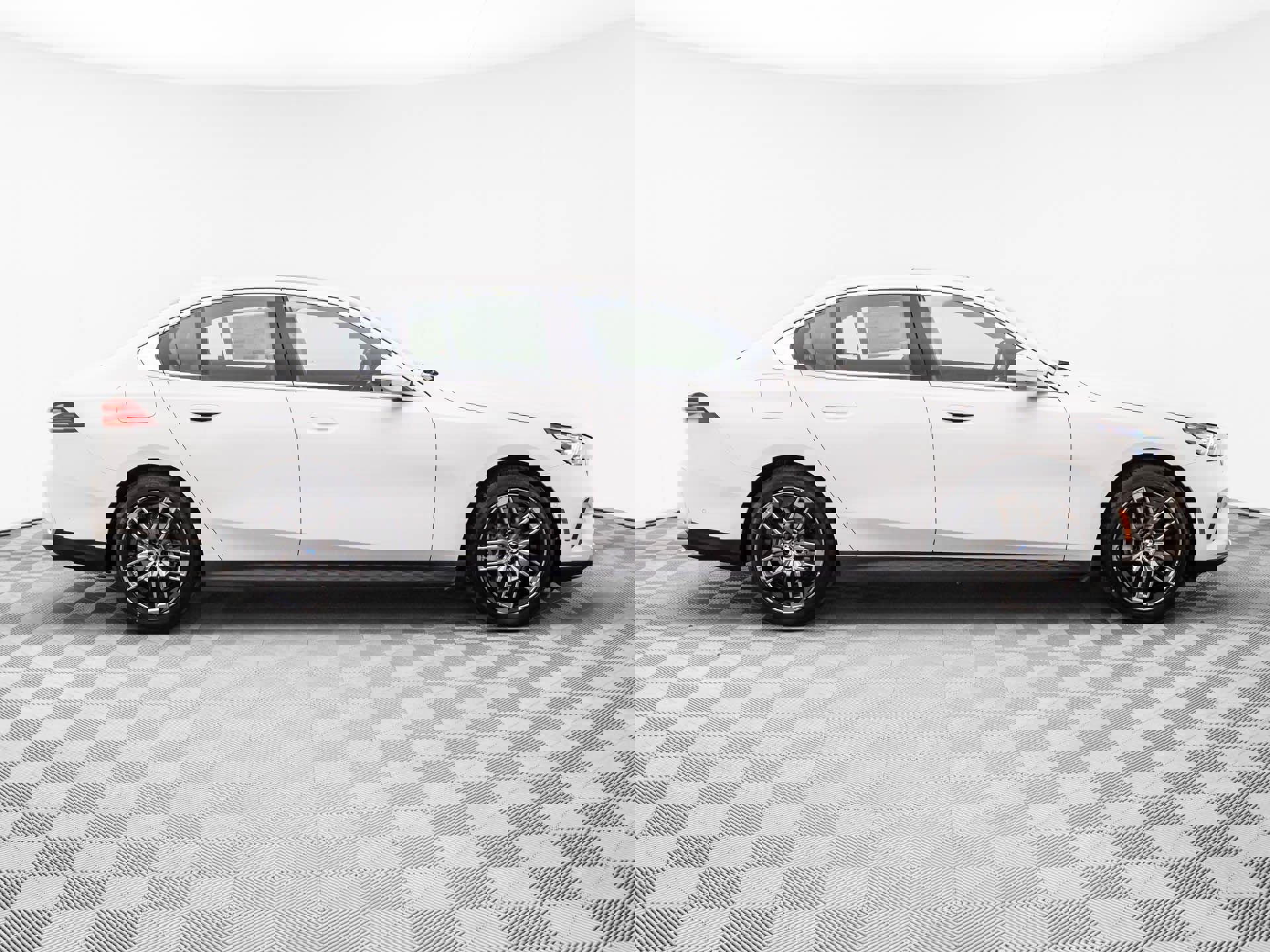 New 2026 BMW 540i xDrive w/ Premium Package image 8