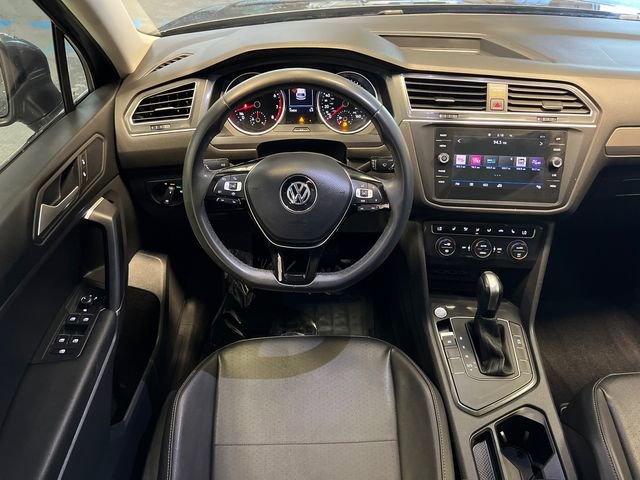 Certified 2020 Volkswagen Tiguan SE FWD image 18