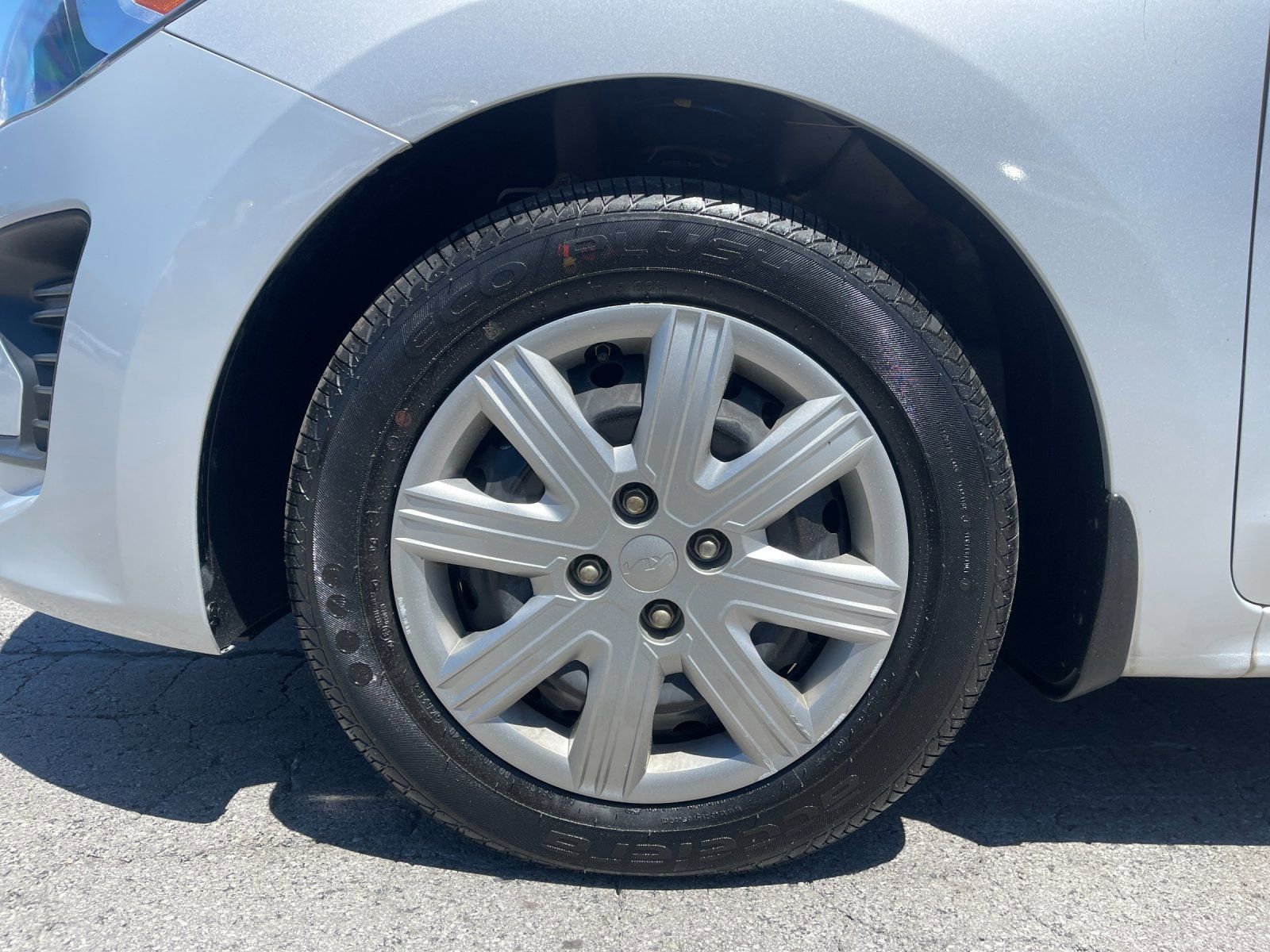 Used 2023 Kia Rio S FWD image 29