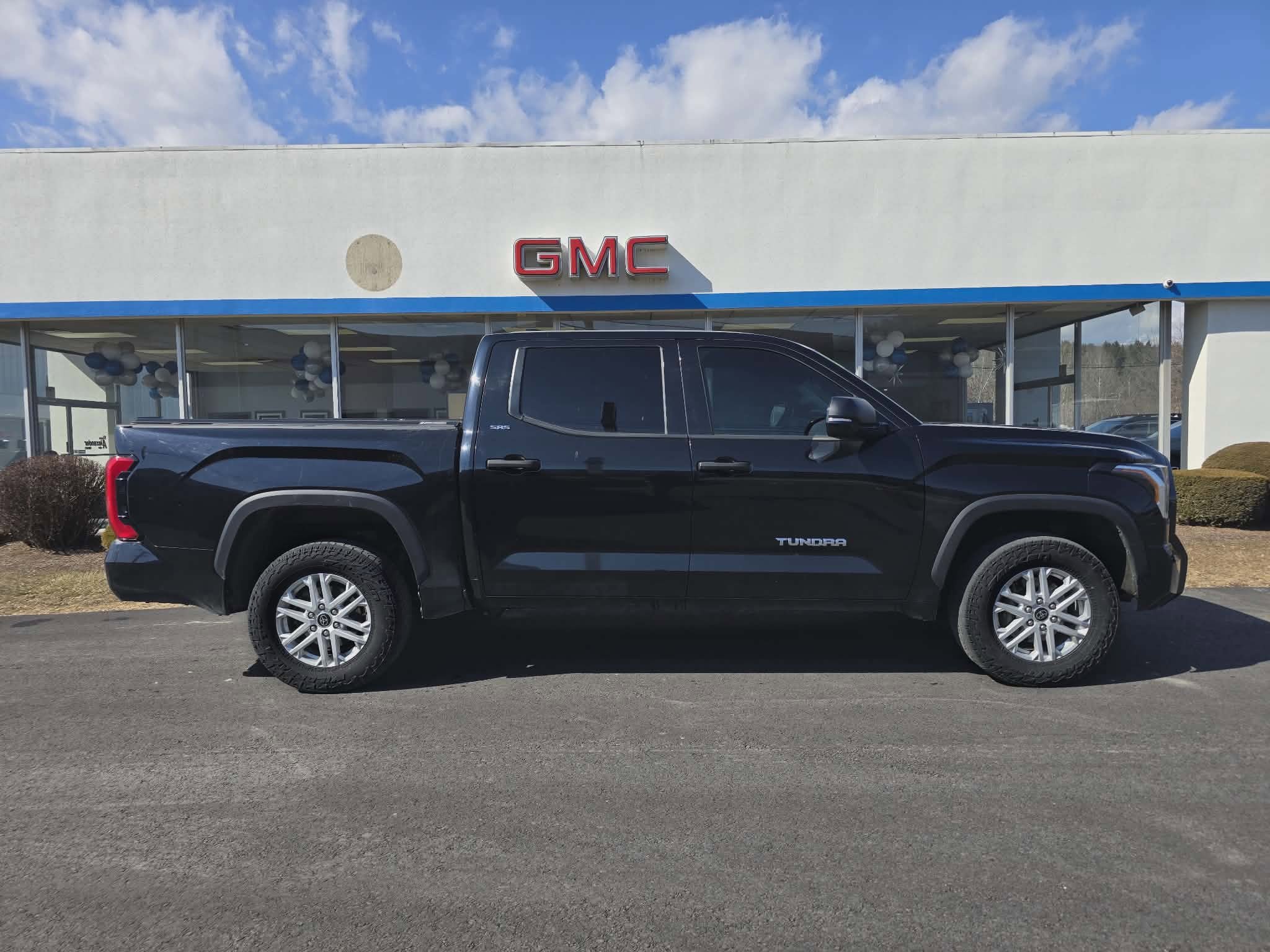 Used 2023 Toyota Tundra SR5 w/ SR5 Convenience Package image 2