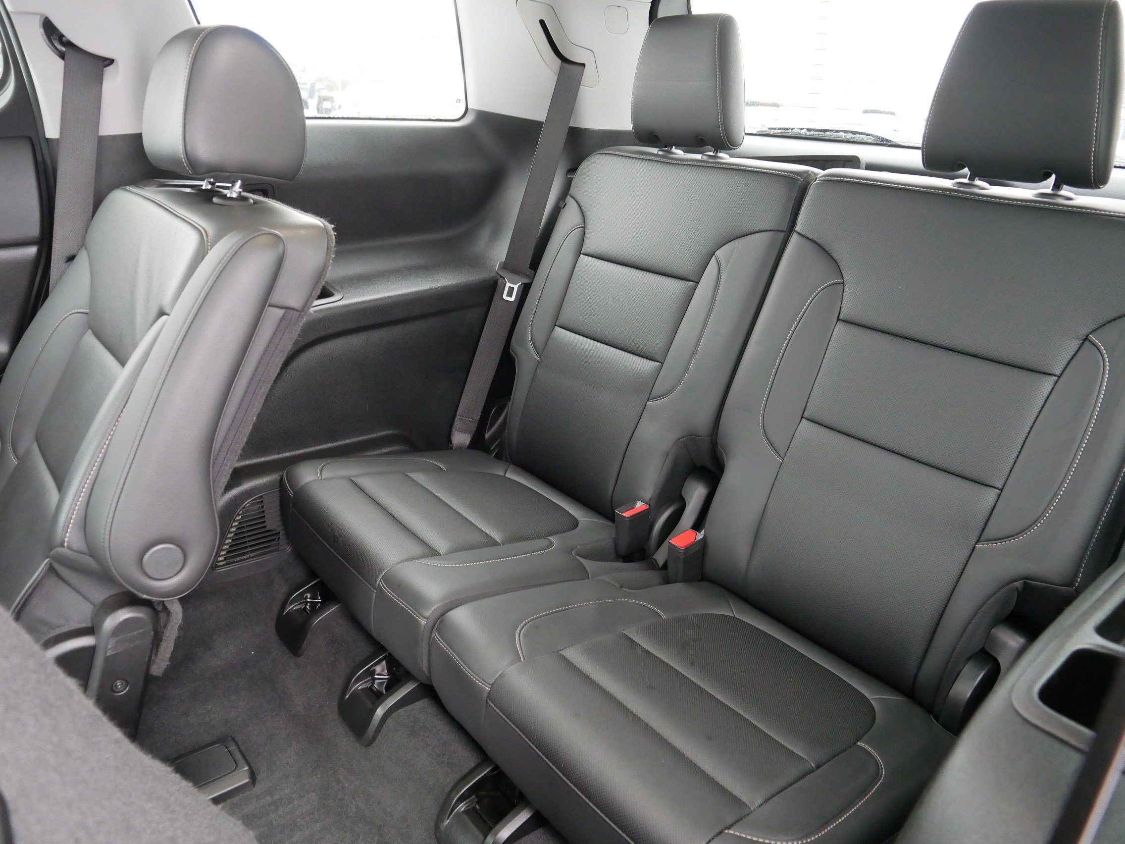 Certified 2023 GMC Acadia SLT w/ Elevation Edition image 36