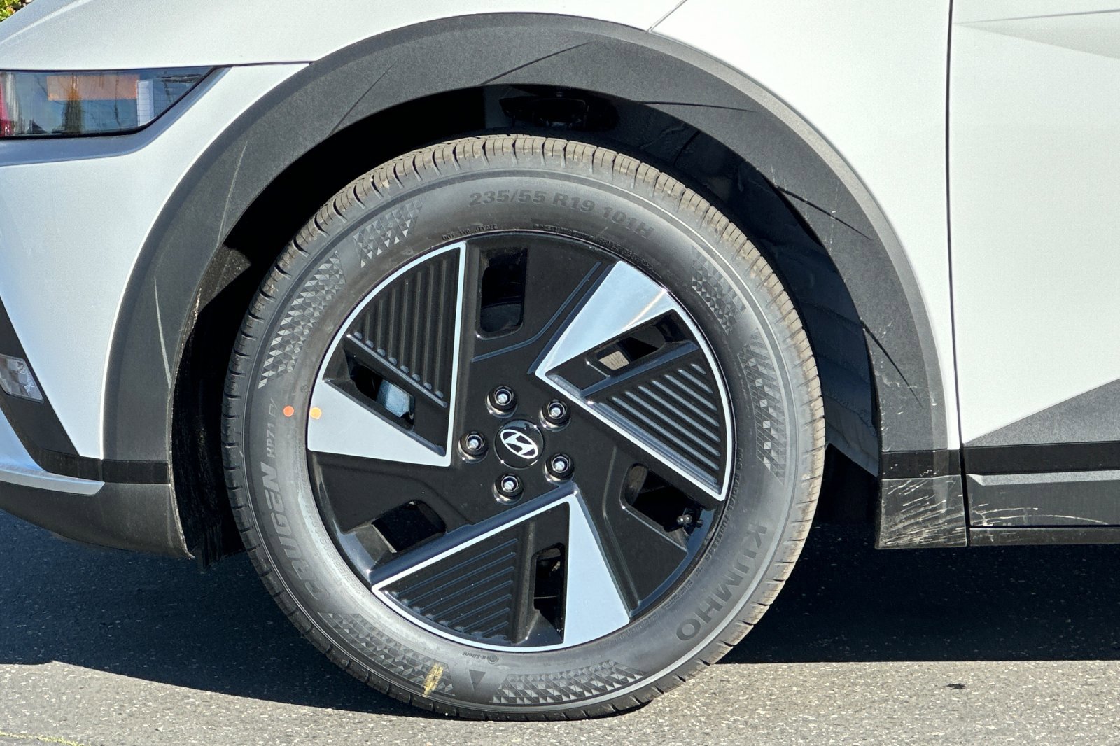 New 2026 Hyundai Ioniq 5 SEL image 26