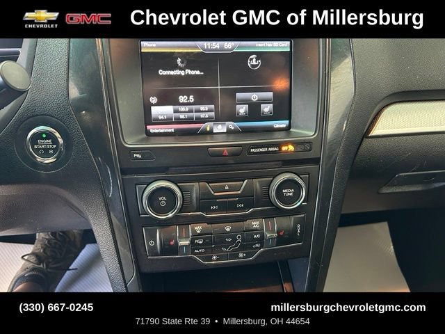 Used 2016 Ford Explorer XLT w/ Equipment Group 202A AWD/4WD image 23