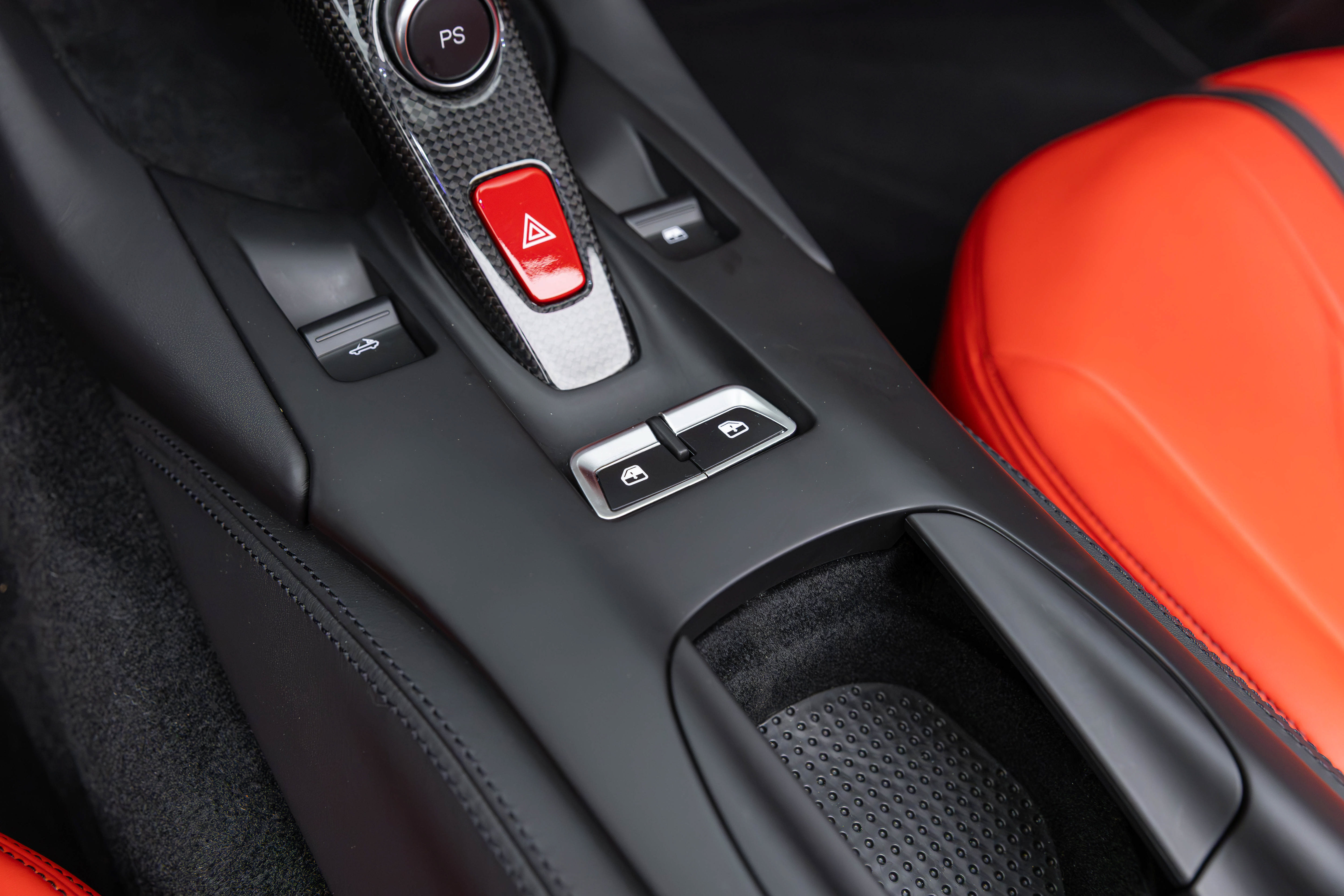 Certified 2023 Ferrari 812 GTS RWD image 29