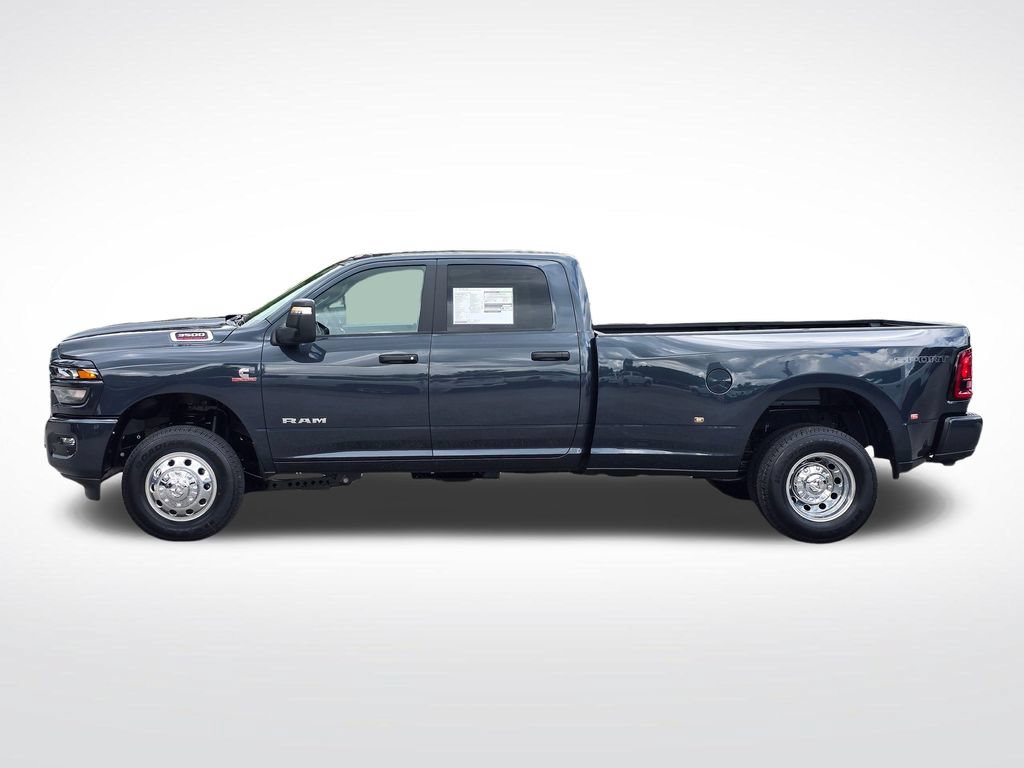 New 2026 RAM 3500 Big Horn AWD/4WD image 16