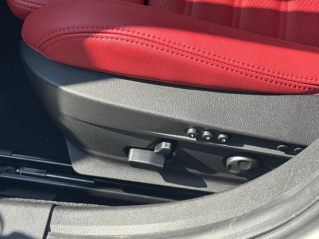 New 2026 Alfa Romeo Giulia AWD image 16
