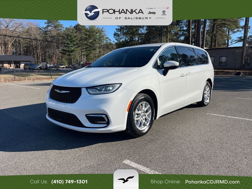 Certified 2023 Chrysler Pacifica Touring-L