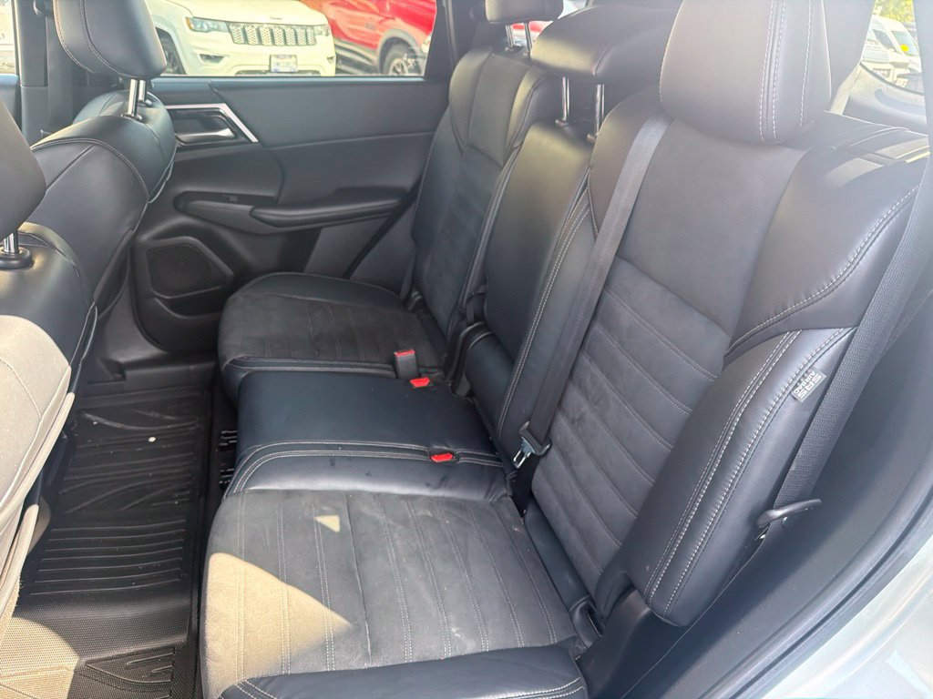 Used 2022 Mitsubishi Outlander SE FWD image 15