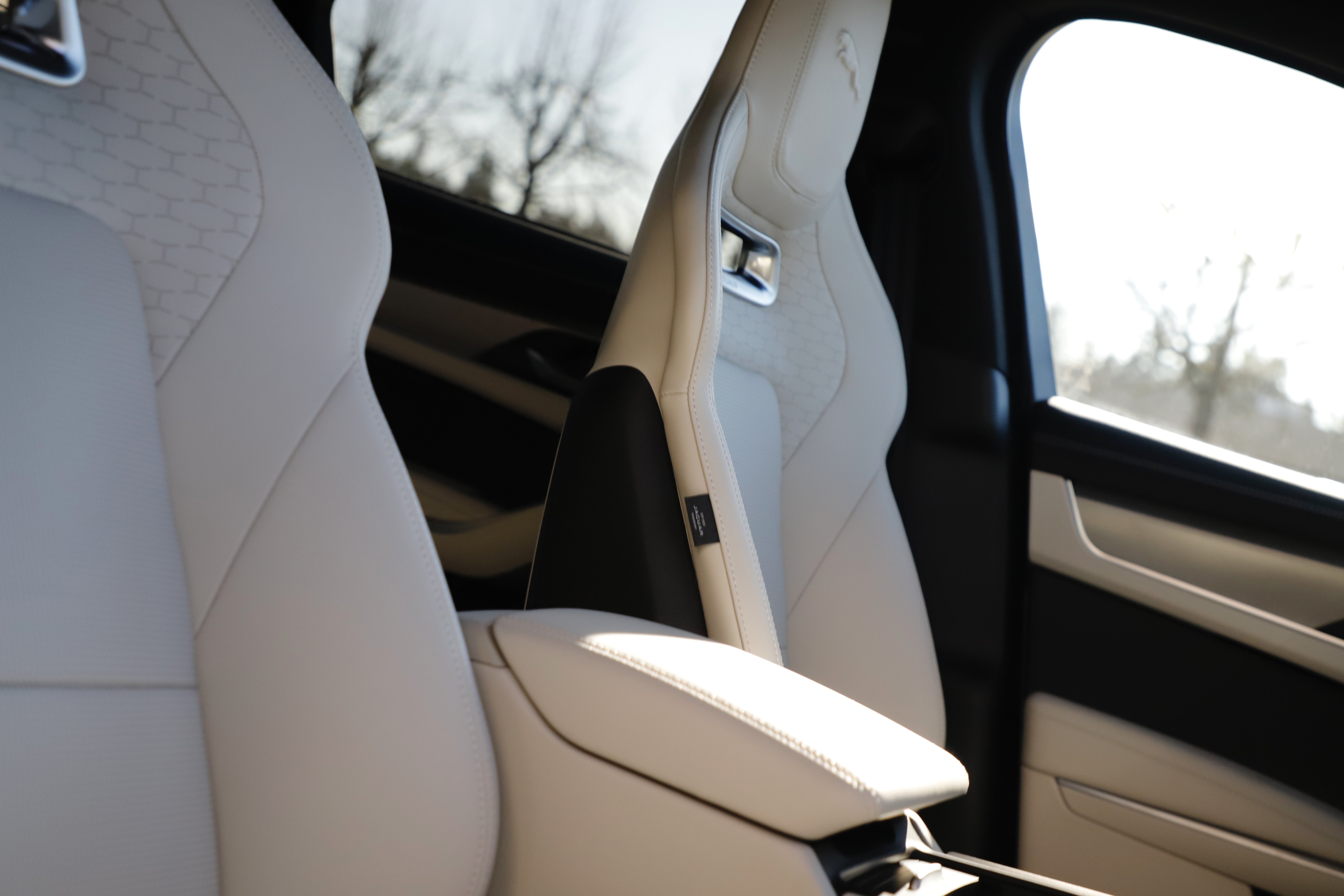 New 2026 Jaguar F-PACE R-Dynamic S AWD/4WD image 15