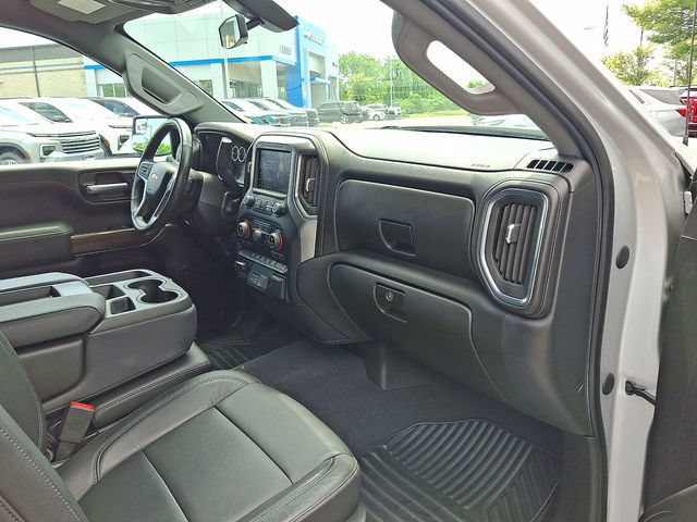 Used 2020 Chevrolet Silverado 1500 LT w/ Convenience Package AWD/4WD image 26