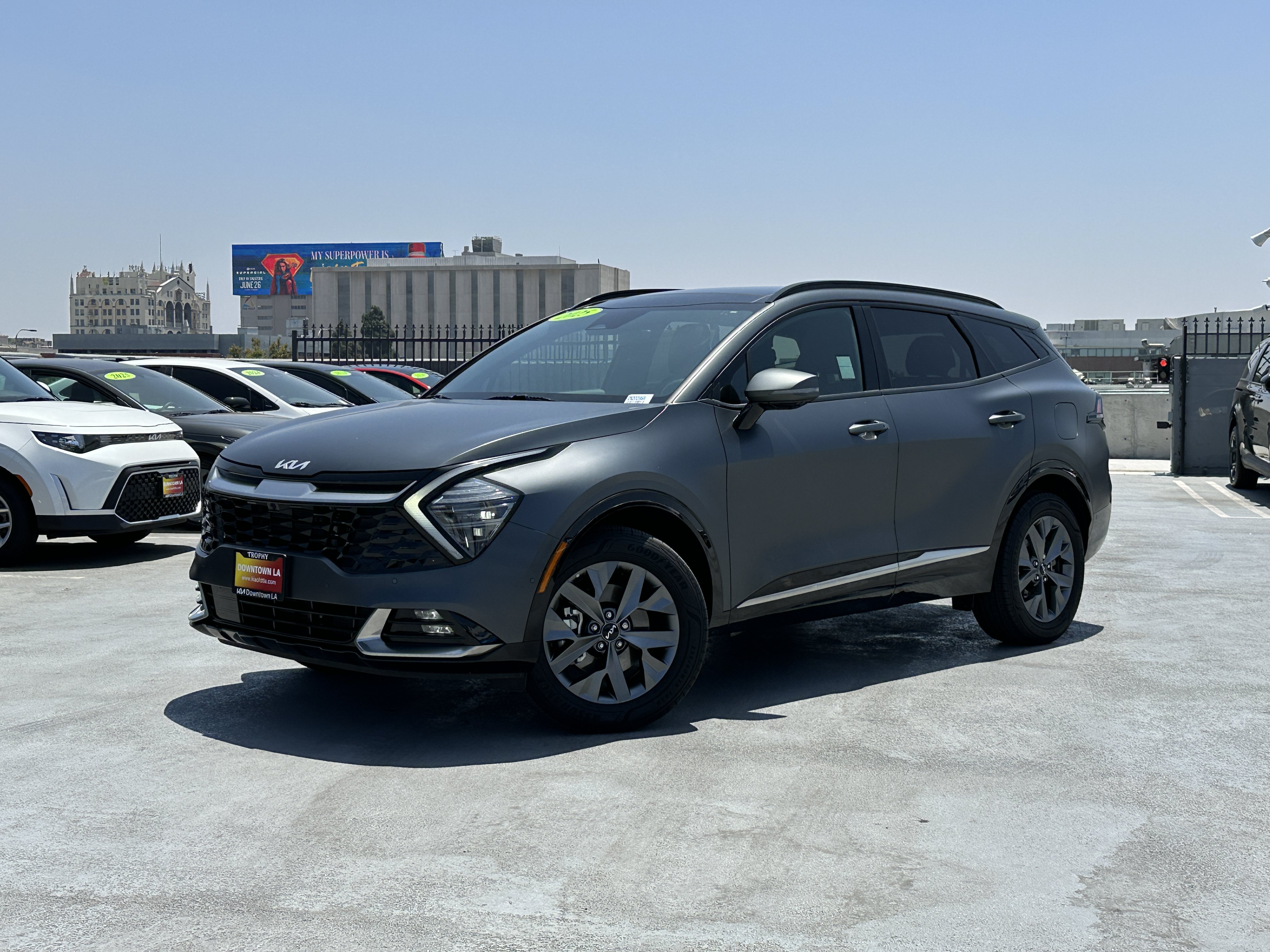 Certified 2025 Kia Sportage SX Prestige AWD/4WD image 2