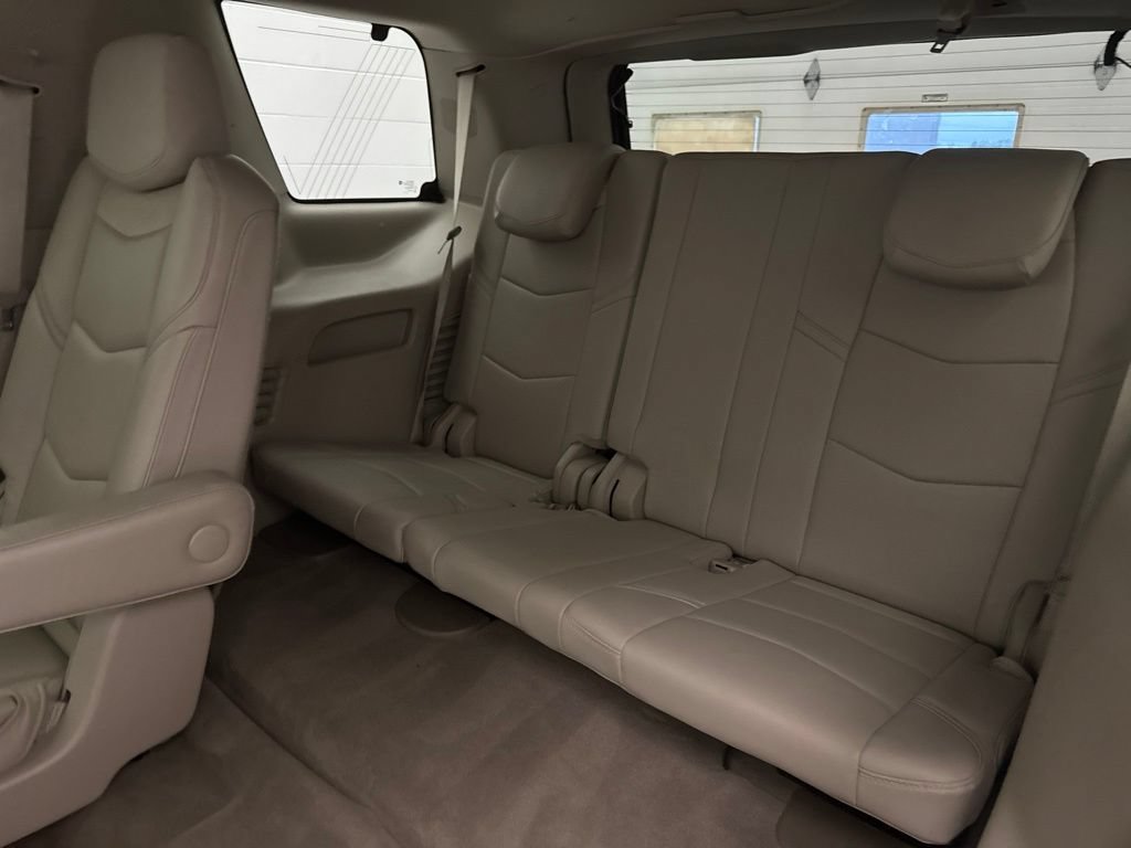 Used 2019 Cadillac Escalade Premium Luxury AWD/4WD image 59