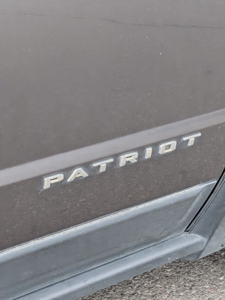 Used 2015 Jeep Patriot High Altitude AWD/4WD image 10