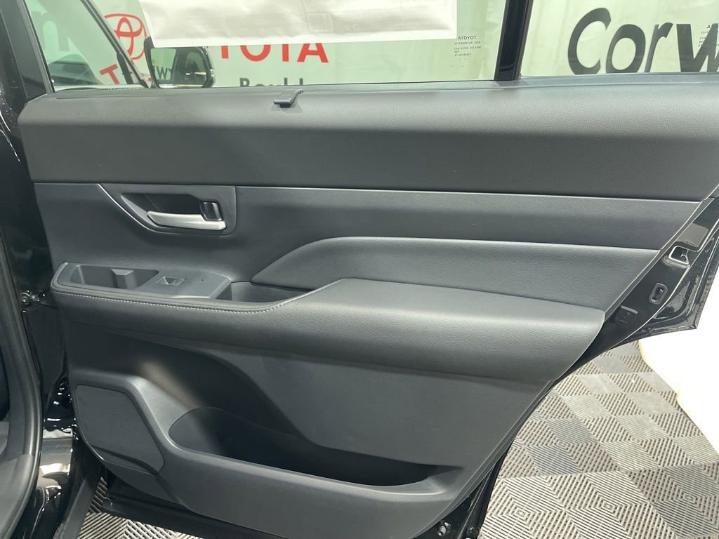 Used 2026 Toyota Grand Highlander Platinum image 15