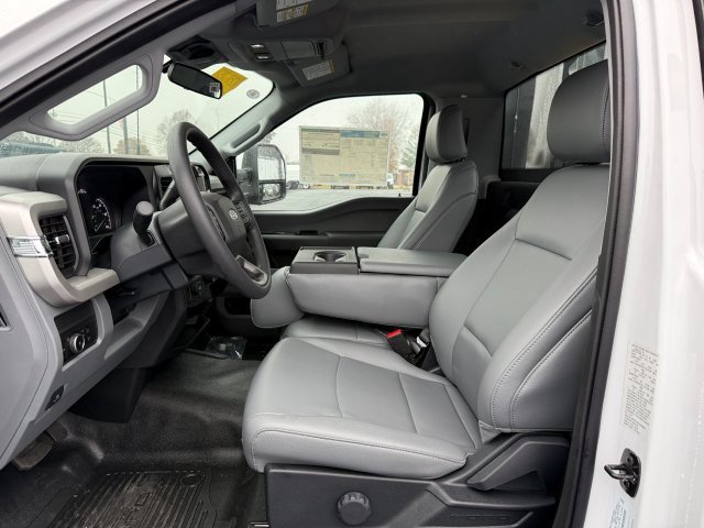 New 2025 Ford F350 XL w/ XL Chrome Package AWD/4WD image 13