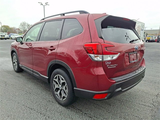 Used 2019 Subaru Forester Premium image 6