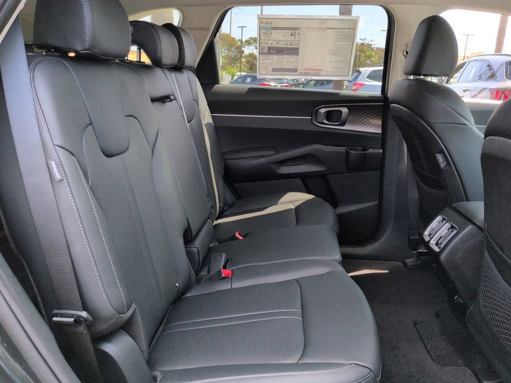 New 2026 Kia Sorento EX AWD/4WD image 28