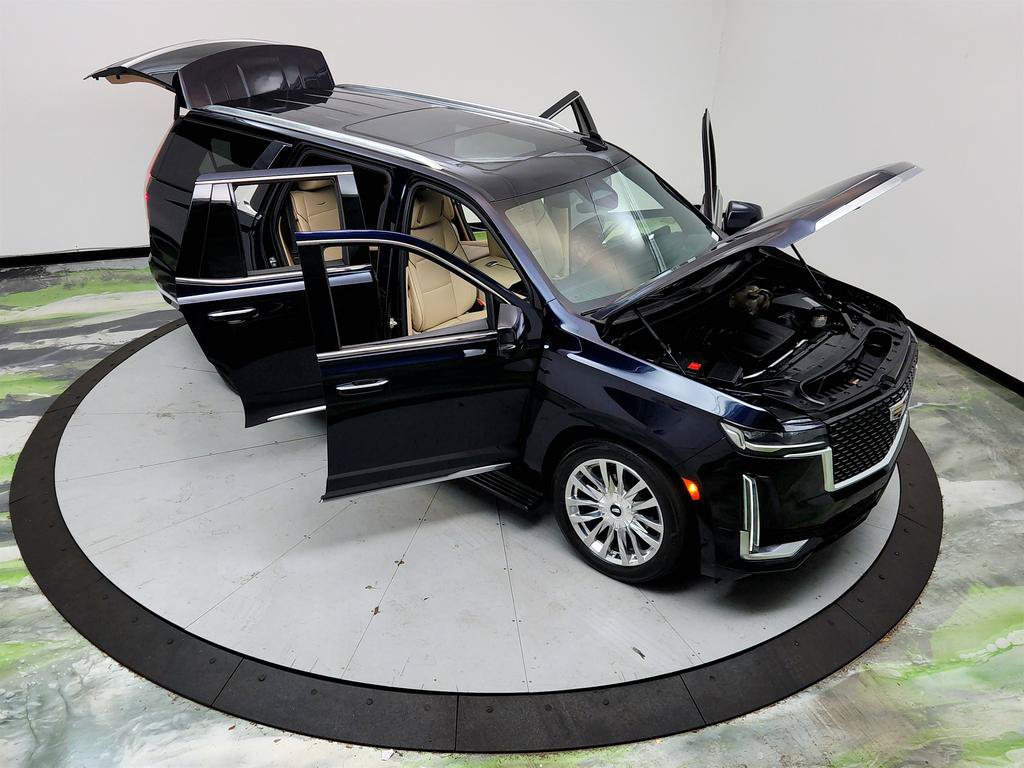 Used 2021 Cadillac Escalade Premium Luxury w/ Driver Assist Tech Package AWD/4WD image 39