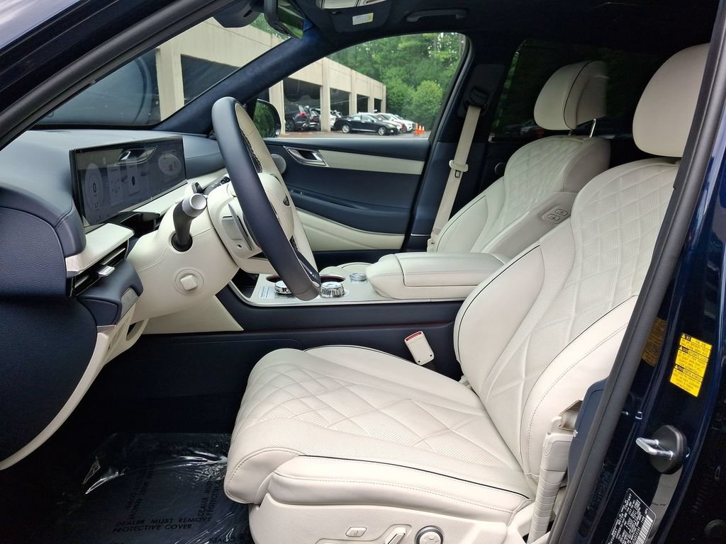 Certified 2026 Genesis GV80 3.5T Prestige AWD/4WD image 11