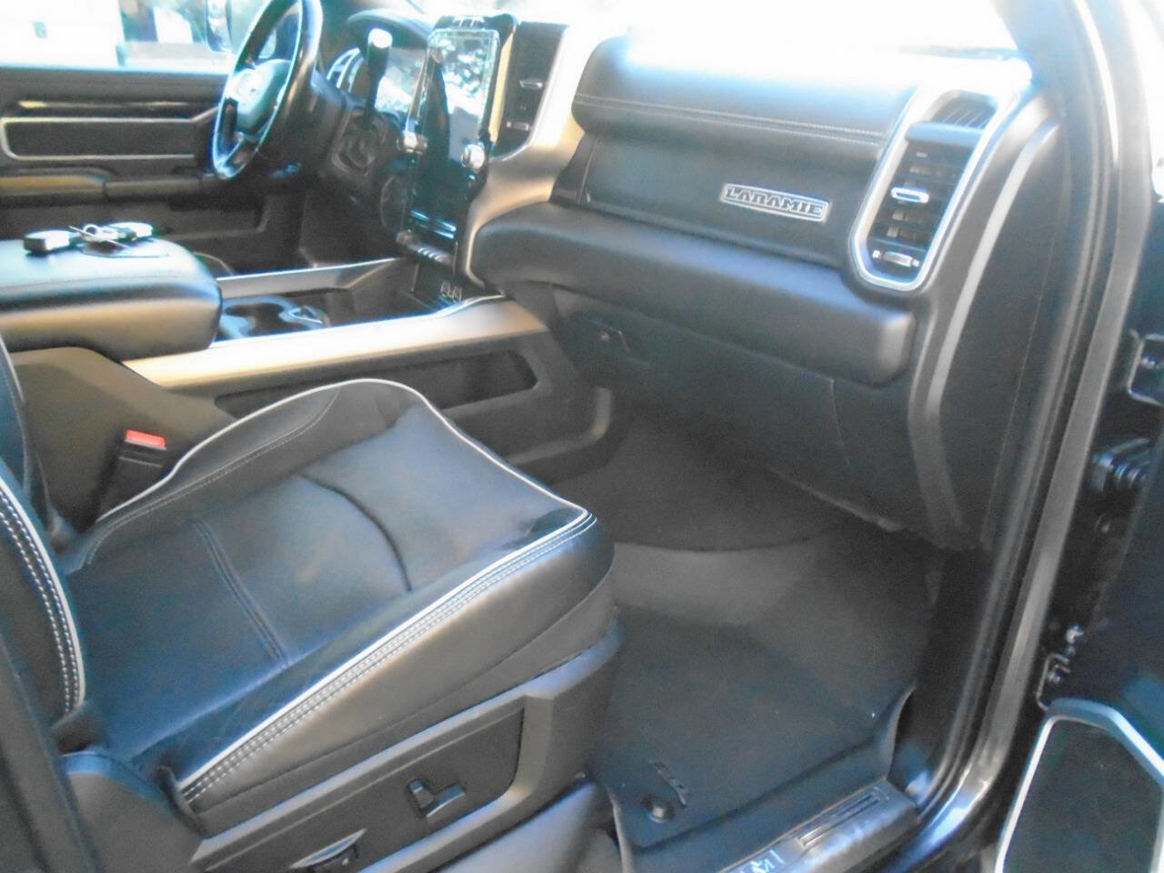 Used 2021 RAM 3500 Laramie w/ Night Edition image 68