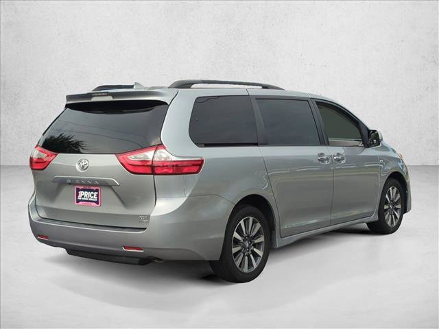 Used 2018 Toyota Sienna XLE AWD/4WD image 5