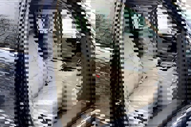 Used 2019 Cadillac Escalade ESV Luxury image 6